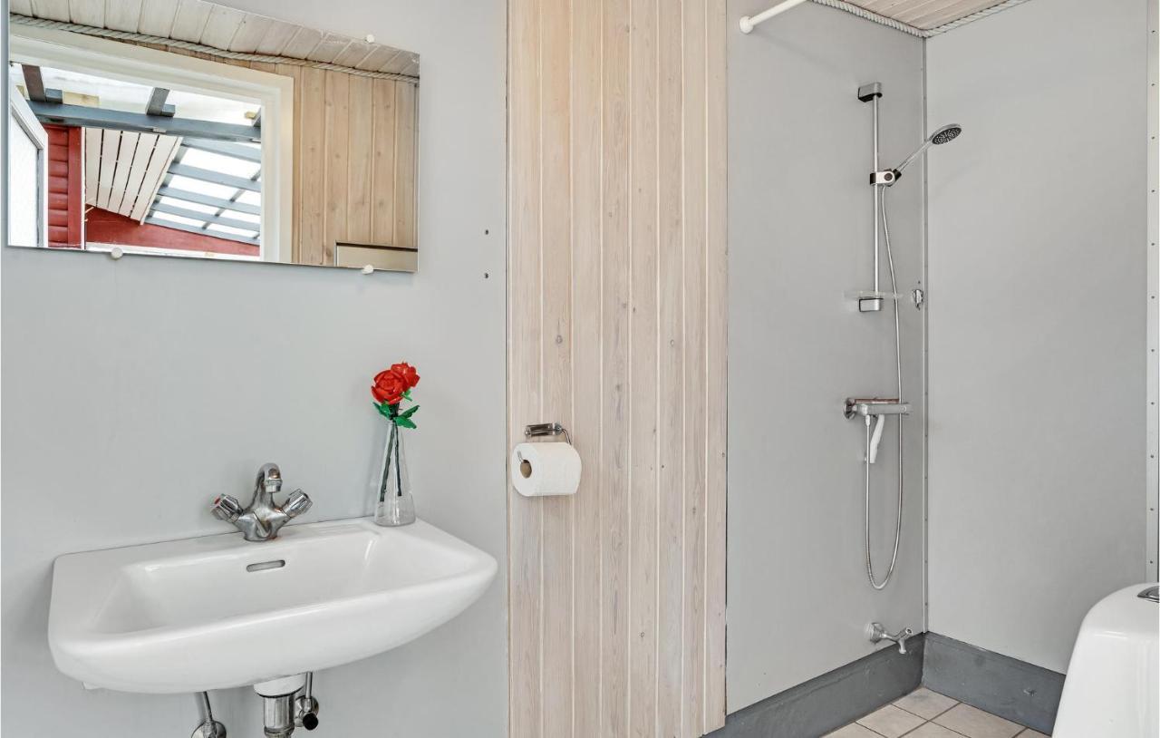 3 Bedroom Lovely In Give Uve