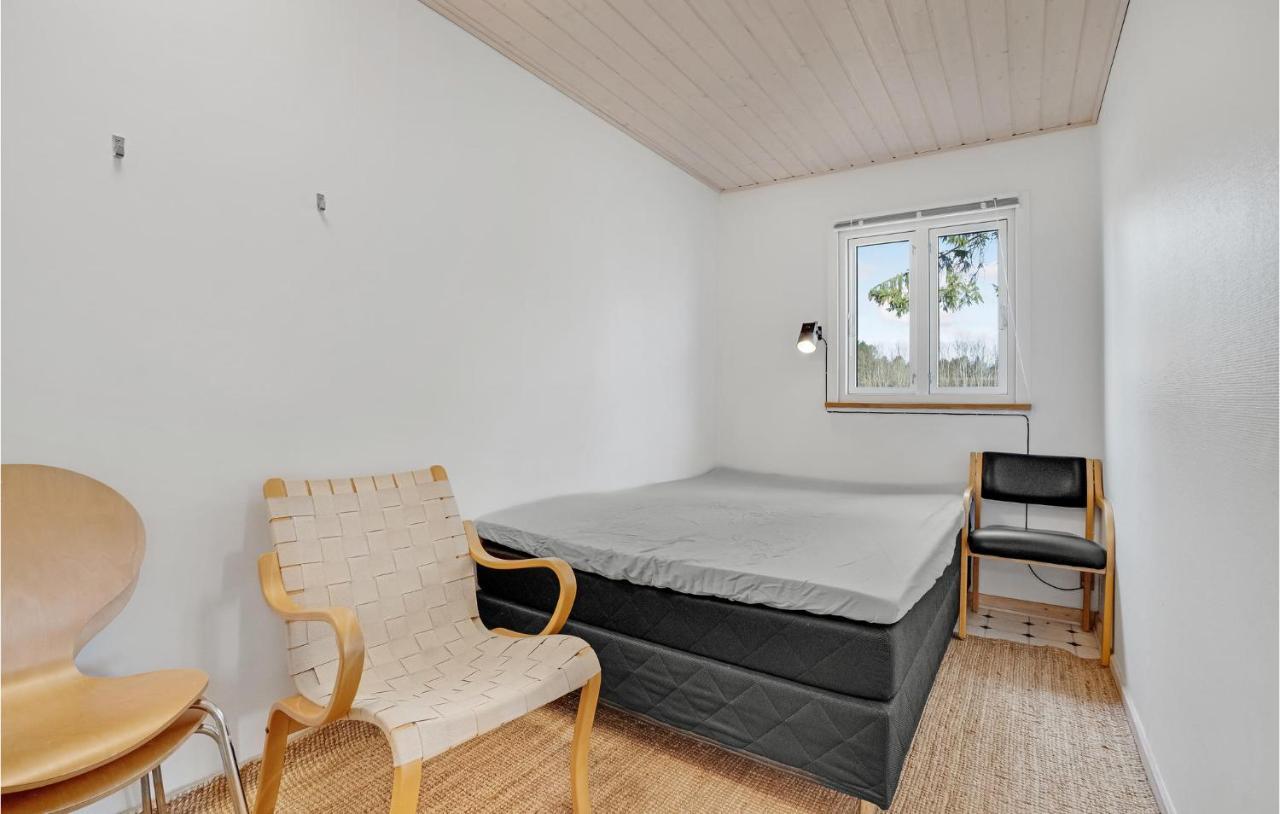3 Bedroom Lovely In Give *