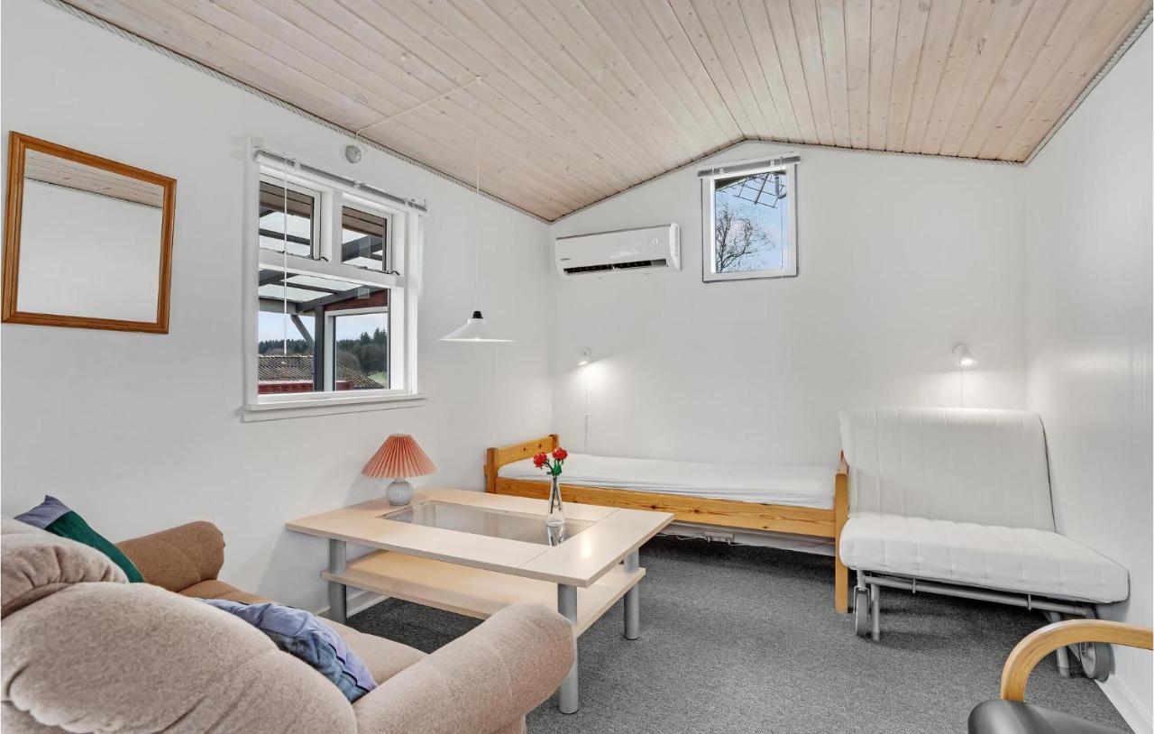 3 Bedroom Lovely In Give Casa vacanze Uve