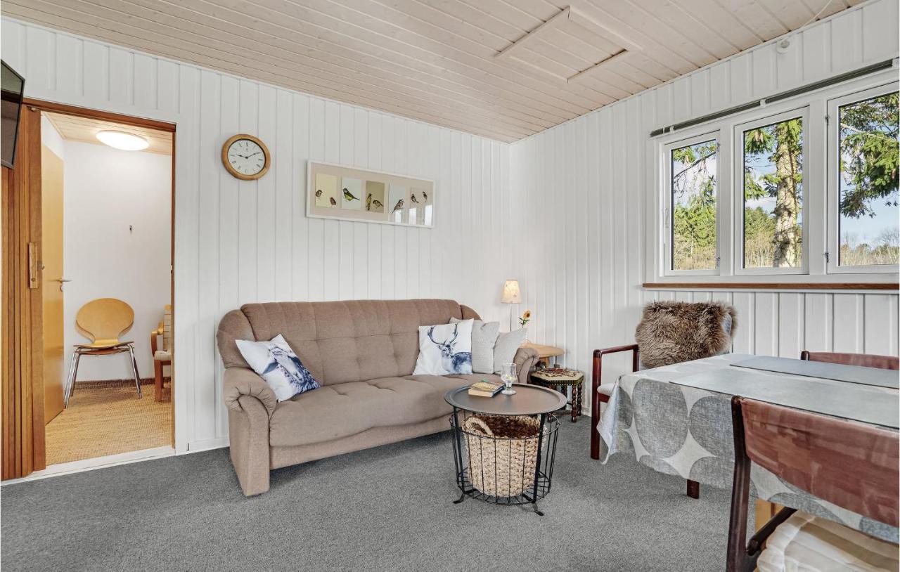 3 Bedroom Lovely In Give Uve